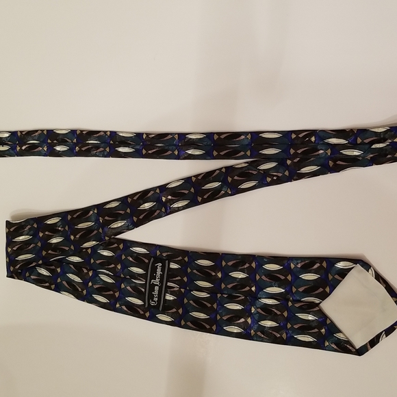 Three Brand New Men Ties - Picture 7 of 13